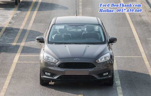 ford-focus-trend-2017-gia-648-trieu-08