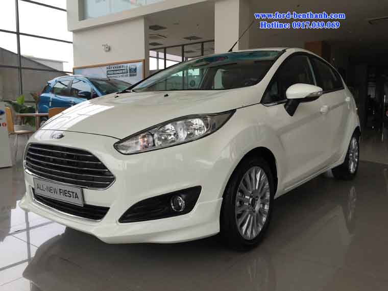 mua-xe-ford-fiesta-tra-gop-tai-ben-thanh-ford-01