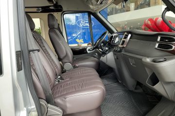 Transit Limousine Skybus3