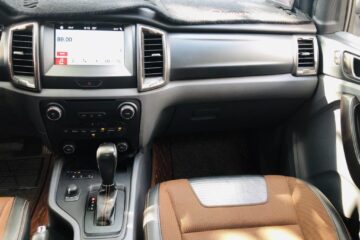 FORD RANGER WILDTRAK 3.2_2017_Trắng_1 đời chủ9
