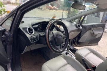 Ford Fiesta 1.5L sản xuất 2015 màu nâu chính chủ bán4