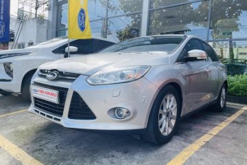 Ford Focus 2.0L Titanium_Số tự động_4 cửa_20131