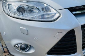 Ford Focus 2.0L Titanium_Số tự động_4 cửa_20133