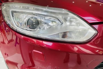 FORD FOCUS 2.0L TITANIUM 4 CỬA_SỐ TỰ ĐỘNG_20151