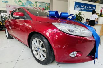 FORD FOCUS 2.0L TITANIUM 4 CỬA_SỐ TỰ ĐỘNG_20153