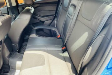 FORD FOCUS 2.0L SPORT 5 CỬA_SỐ TỰ ĐỘNG4