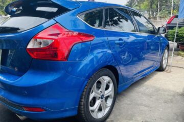 FORD FOCUS 2.0L SPORT 5 CỬA_SỐ TỰ ĐỘNG7