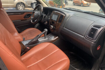Ford Escape 2012 màu đen tại HCM 1 chủ6
